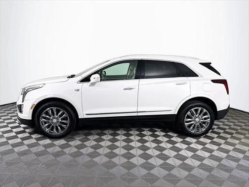 2022 Cadillac XT5 Premium Luxury