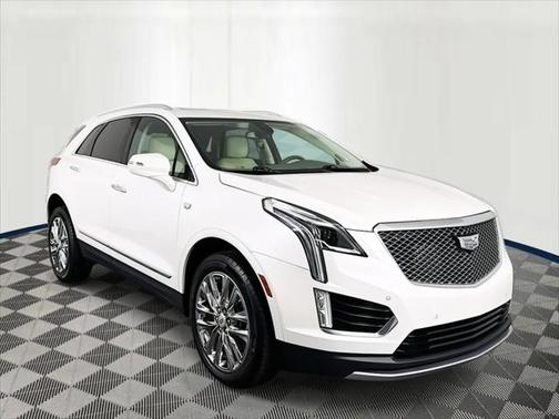 2022 Cadillac XT5 Premium Luxury