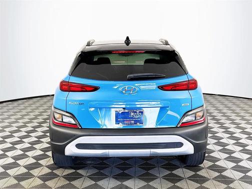 2022 Hyundai KONA SEL