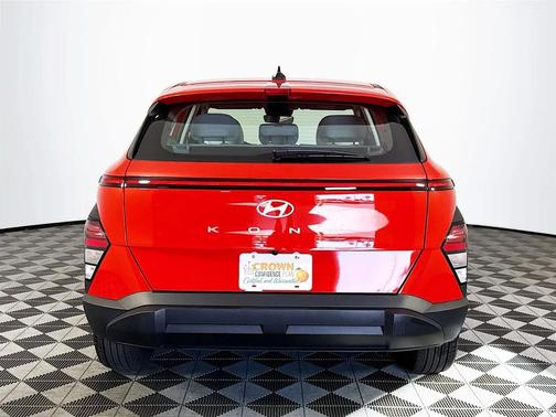 2025 Hyundai KONA SE