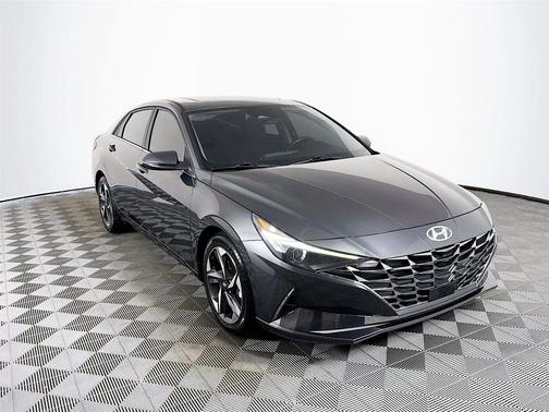2021 Hyundai ELANTRA SEL