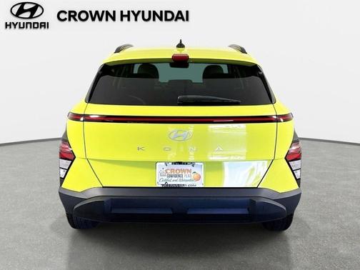 Neoteric Yellow 2024 Hyundai KONA SEL