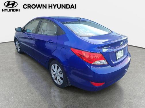 2012 Hyundai Accent GLS