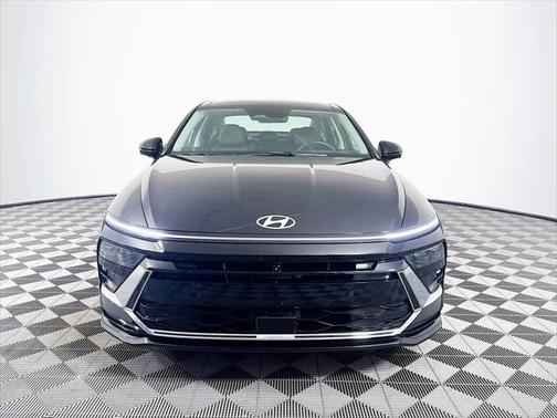 2024 Hyundai SONATA Hybrid Limited