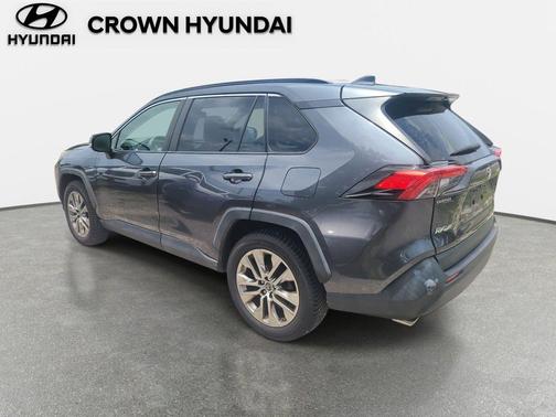 Magnetic Gray Metallic 2019 Toyota RAV4 XLE Premium