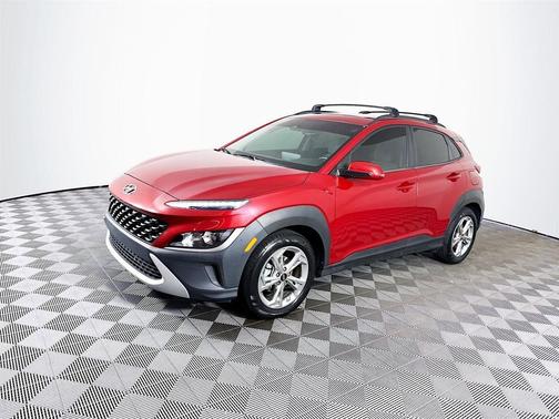 2022 Hyundai KONA SEL