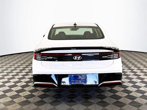 2026 Hyundai SONATA SEL