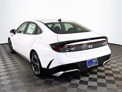 2026 Hyundai SONATA SEL