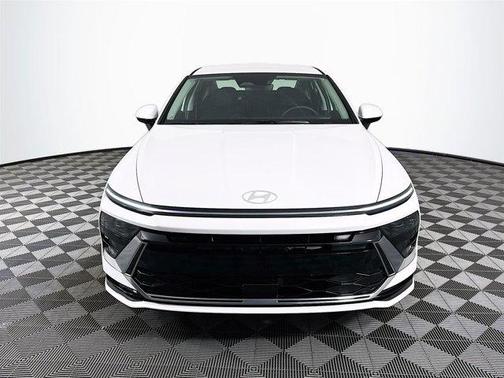 2026 Hyundai SONATA SEL