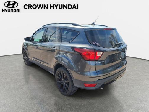 MAGNETIC METALLIC 2019 Ford Escape SE