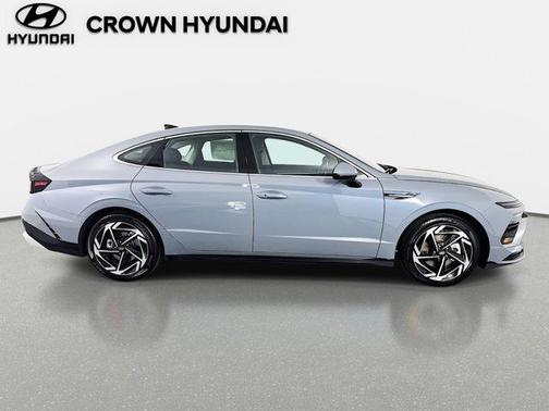 2026 Hyundai SONATA SEL