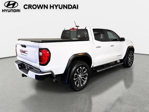 Summit White 2024 GMC Canyon Denali
