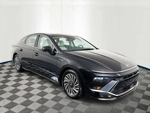 2024 Hyundai SONATA Hybrid Limited