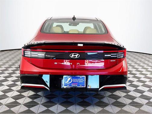2025 Hyundai SONATA Hybrid Limited