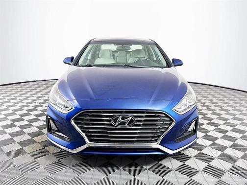 2018 Hyundai SONATA SE