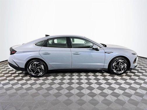 2026 Hyundai SONATA SEL