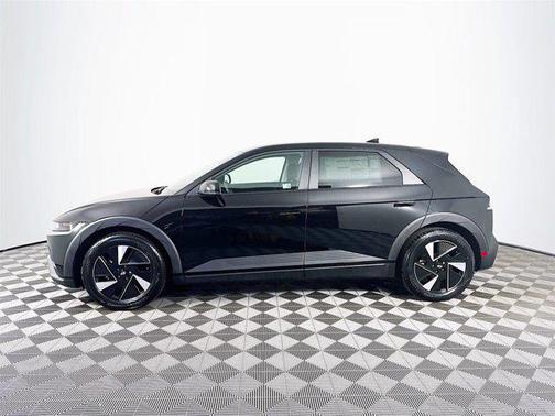 2025 Hyundai IONIQ 5 SE
