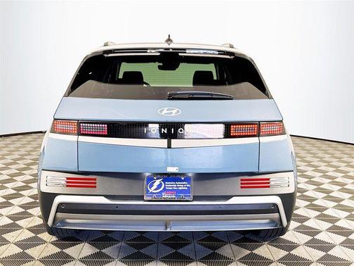 2025 Hyundai IONIQ 5 SEL