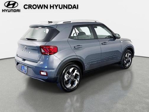 Ecotronic Gray 2026 Hyundai VENUE SEL