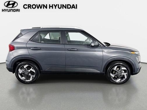 Ecotronic Gray 2026 Hyundai VENUE SEL