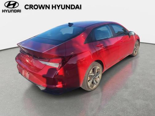 2023 Hyundai ELANTRA SEL