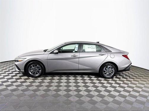 2025 Hyundai ELANTRA HEV Blue