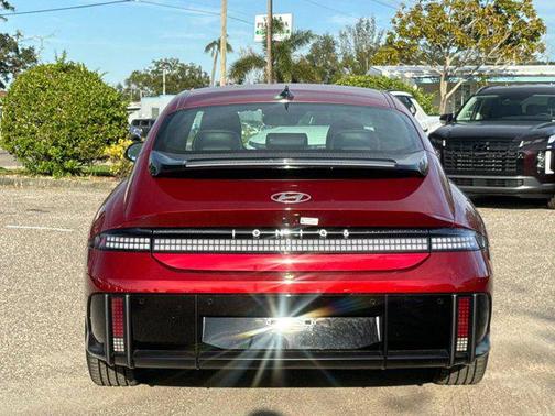 2025 Hyundai IONIQ 6 SEL
