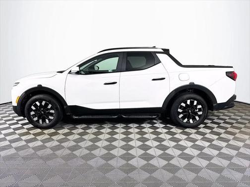 2025 Hyundai SANTA CRUZ SEL Activity