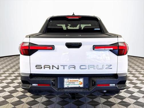 2025 Hyundai SANTA CRUZ SEL Activity