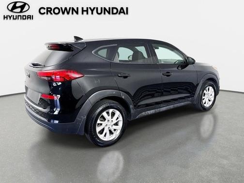 Black Noir Pearl 2019 Hyundai TUCSON SE