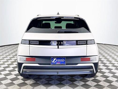 2025 Hyundai IONIQ 5 SEL