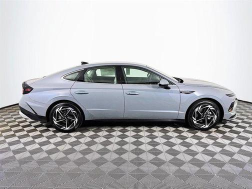 2026 Hyundai SONATA SEL