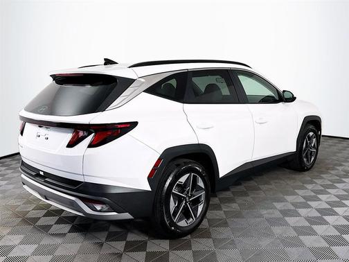 Serenity White Pearl 2025 Hyundai TUCSON SEL