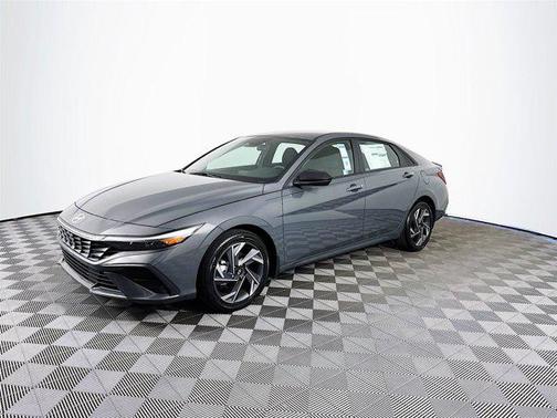 2025 Hyundai ELANTRA Sport
