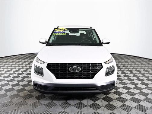 2022 Hyundai VENUE SE