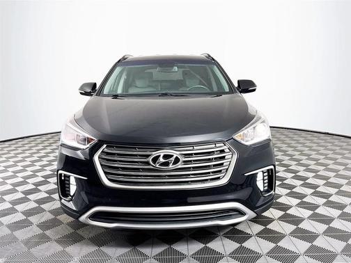 2018 Hyundai SANTA FE SE