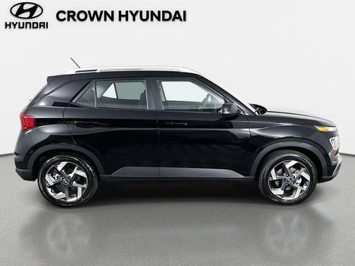 Onyx Black 2026 Hyundai VENUE SEL