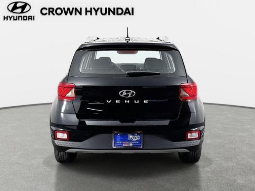 Onyx Black 2026 Hyundai VENUE SEL