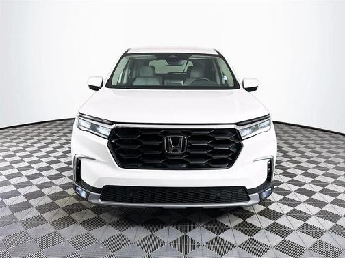 2023 Honda Pilot 2WD EX-L 8 Passenger