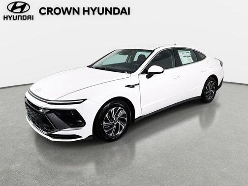 Serenity White 2026 Hyundai SONATA Hybrid Base