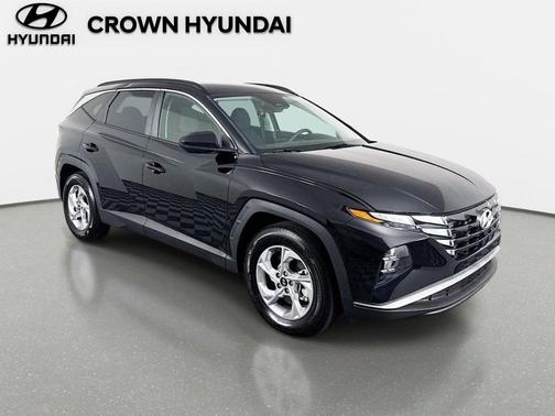 Black Pearl 2024 Hyundai TUCSON SEL