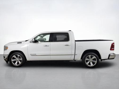 Bright White Clearcoat 2022 RAM 1500 Limited