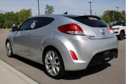 2012 Hyundai Veloster Base