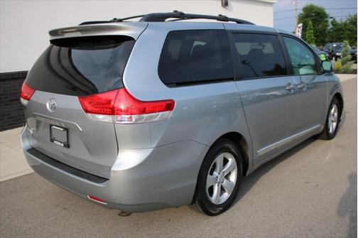 2012 Toyota Sienna LE
