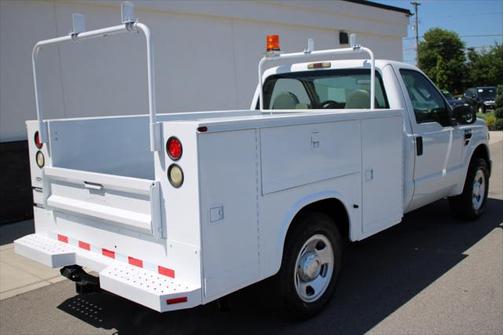 2008 Ford F-350 XL