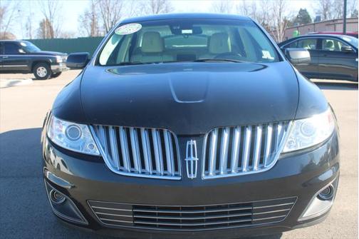 2011 Lincoln MKS Base