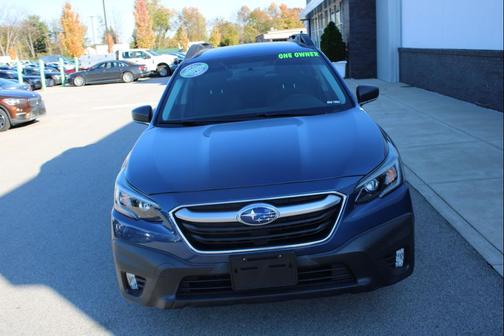 2022 Subaru Outback Base