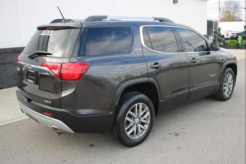 2018 GMC Acadia SLE-2