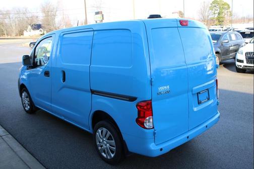 2021 Nissan NV200 SV