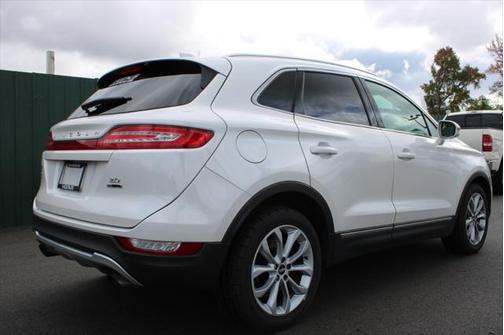 2015 Lincoln MKC Base